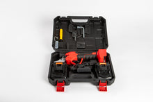 Load image into Gallery viewer, PowerPrune Pro Kit - Includes 2 x 2Ah batteries
